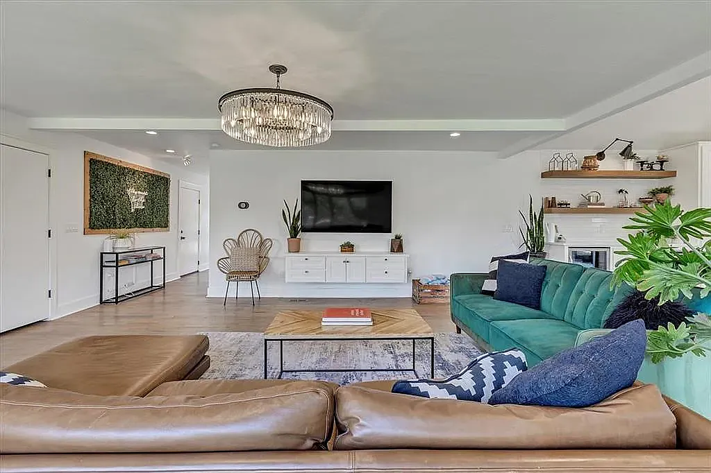 3 bed, 1948 sqft, $3,600 — Photo 4
