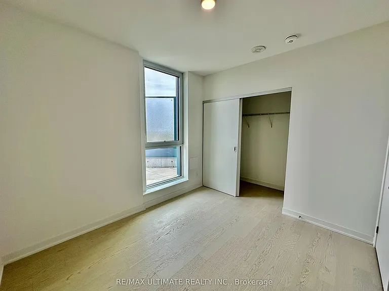 57 Brock Ave #704 — Photo 22