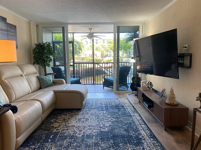 3 Royal Palm Way #102 — Photo 10