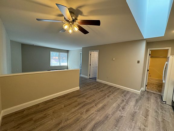4th image of 111 S Spruce St APT 201