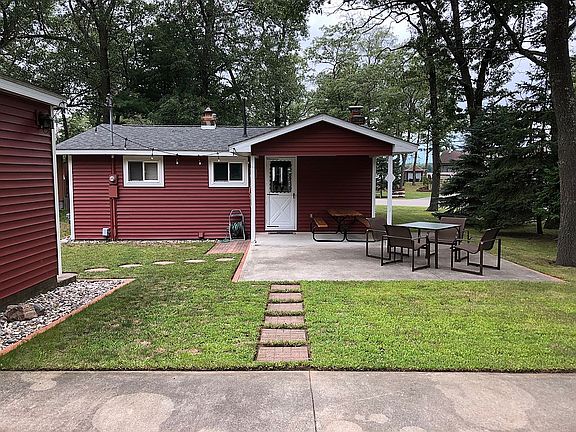 3rd image of 3771 Saginaw St