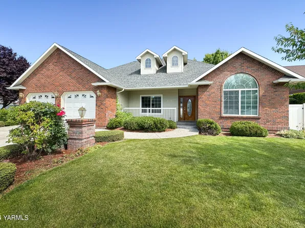 8705 Grove Ave, Yakima, WA 98908
