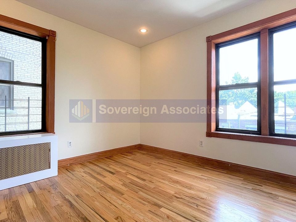 1st image of 295 Convent Ave #36
