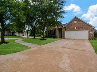 8511 Durango Valley Ln, Cypress, TX 77433