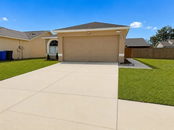 1421 Mohrlake Dr, Brandon, FL 33511