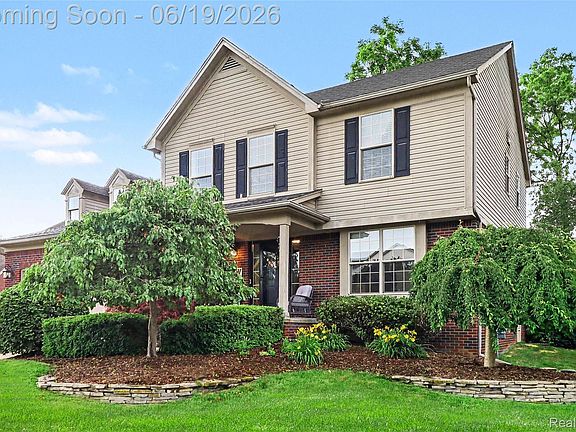 5th image of 2548 Empire Ct