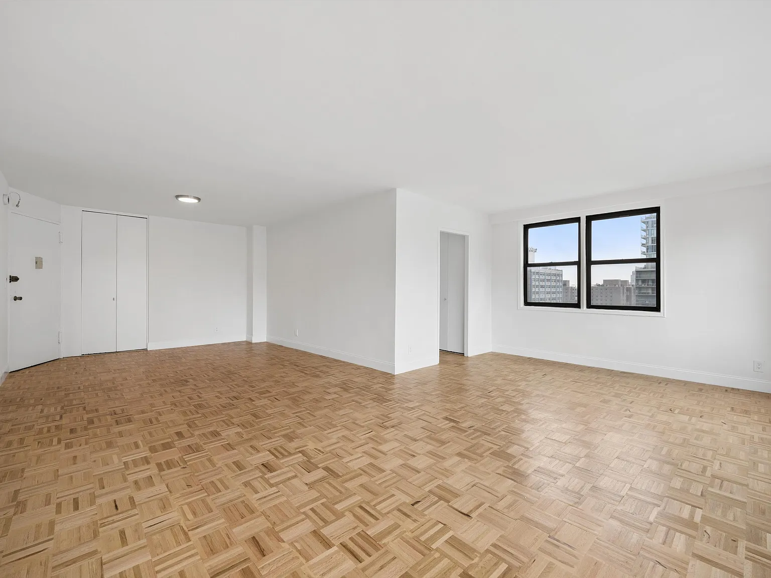 145 East 15th Street — Photo 4