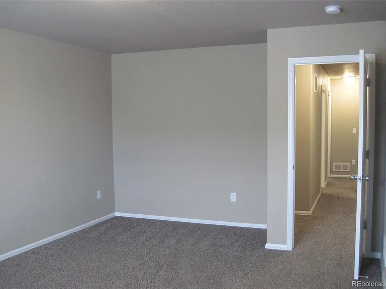 7724 Sand Lake Hts — Photo 20