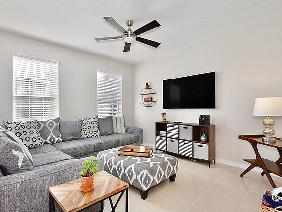 4th image of 2206 Garden Belle Dr