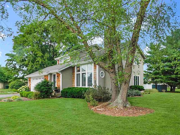3rd image of 507 Betsy Ross Ln