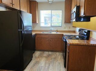 2510 Hartnell Ave #9, Redding, CA 96002