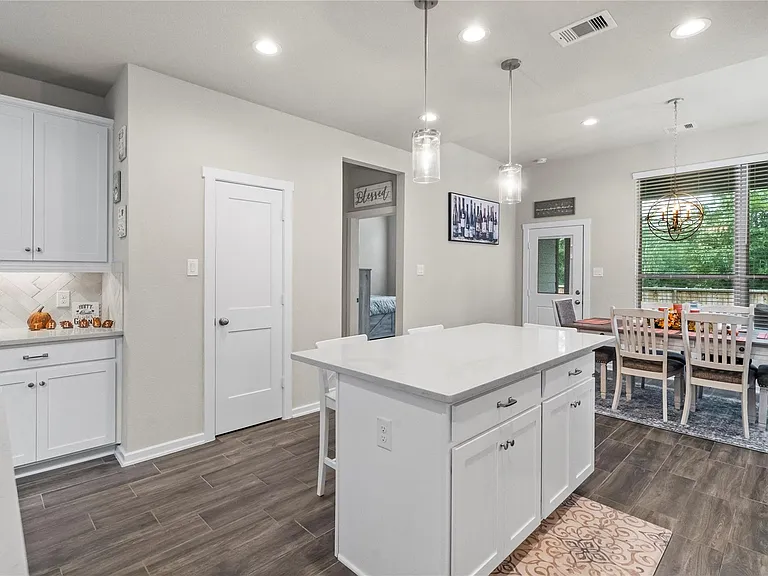 112 Sugar Peak Ct — Photo 16