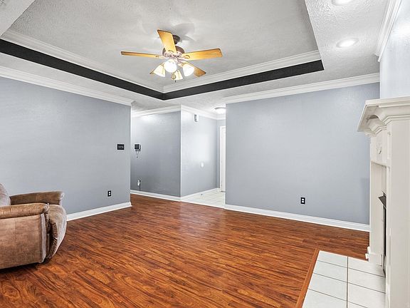 4th image of 1309 Riverwood Dr