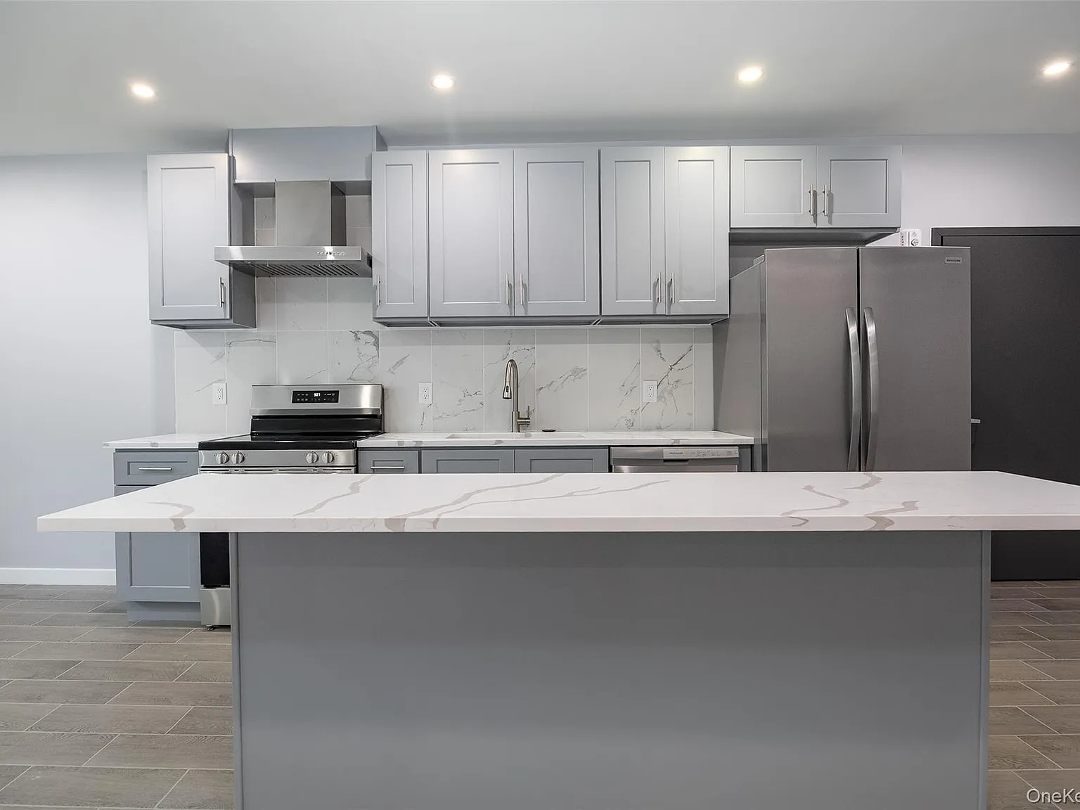 1 bed, 1.0 bath, 850 sqft, $2,200 — Photo 3