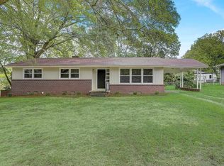 118 Continental Dr, Spartanburg, SC 29302