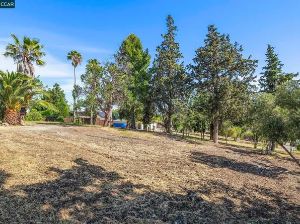 1051 Tilley Cir, Concord, CA 94518