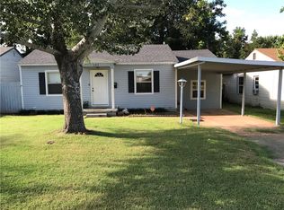 222 E Country Club Blvd, Elk City, OK 73644