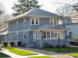 542 Calhoun St, Mishawaka, IN 46545
