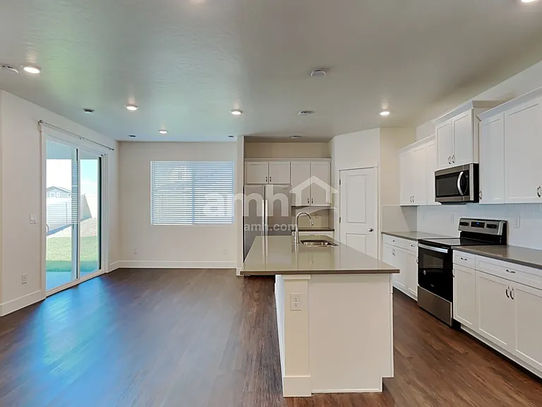 9496 W Clancey St — Photo 5