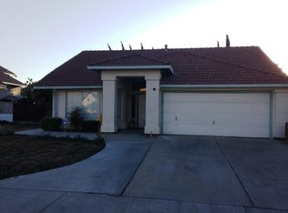 1627 W I St, Los Banos, CA 93635