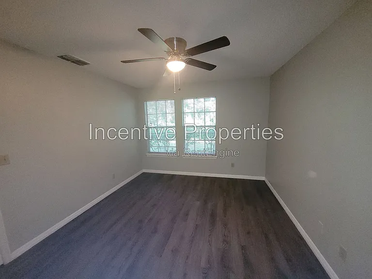5956 Westgate Dr #102 — Photo 29
