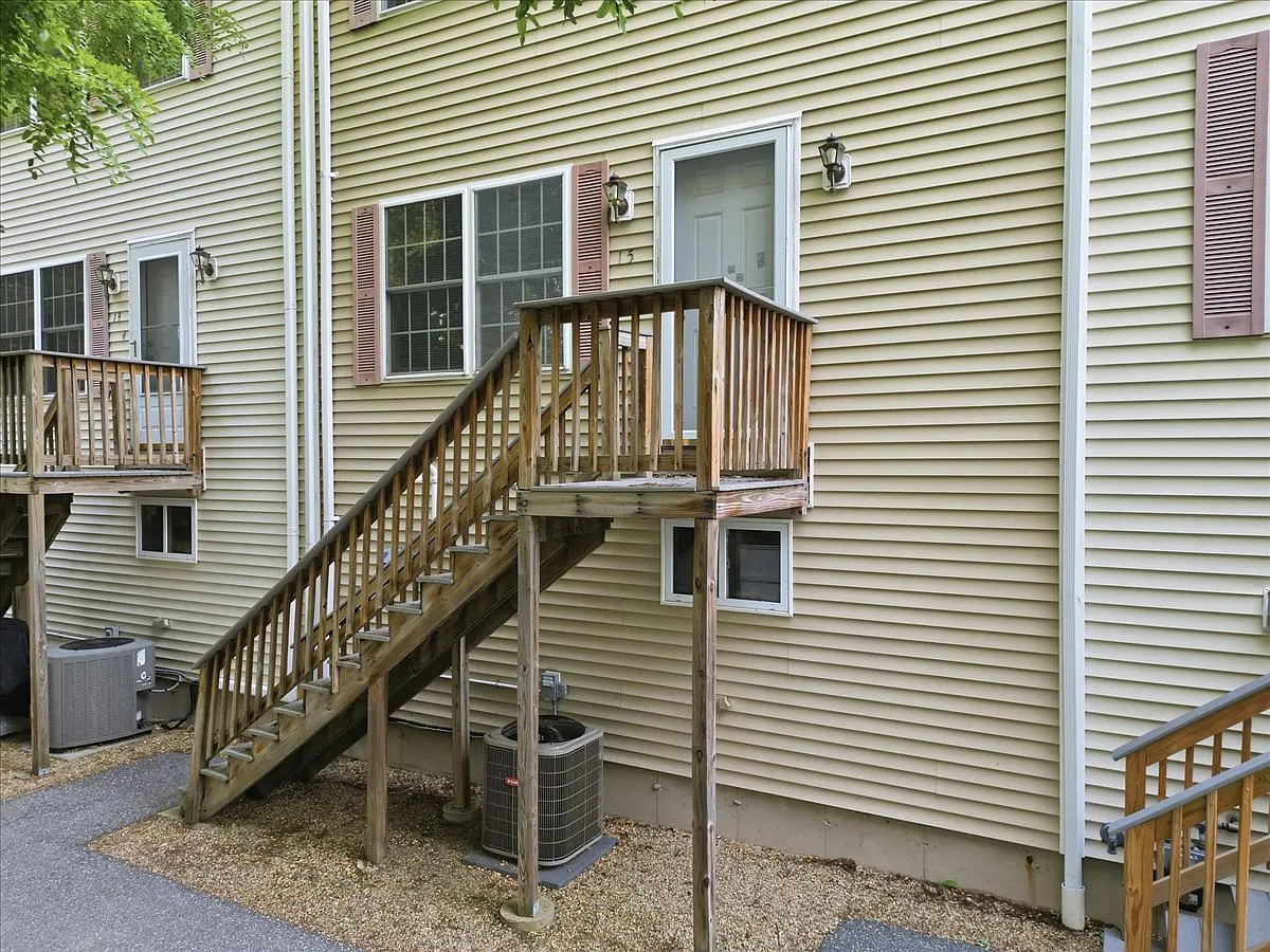37 Glen Ave — Photo 4