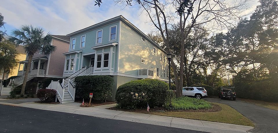 1st image of 104 Howard Mary Dr #B