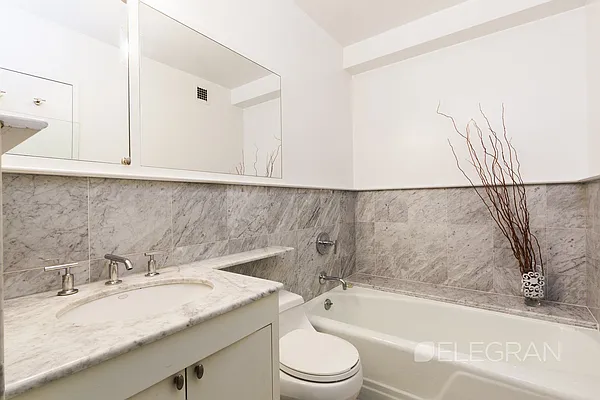 Sold by (Legacy) Elegran | media 7