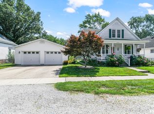 2010 N 16th St, Springfield, IL 62702