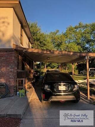 2nd image of 2108 Florencia Ave
