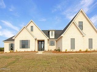 399 Stump Ridge Rd, Brandon, MS 39047