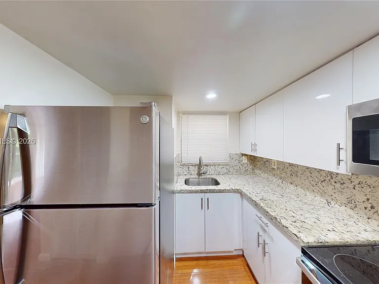 8860 Fontainebleau Blvd #405 — Photo 7