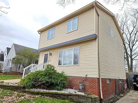 3rd image of 9708 S Highland Ave