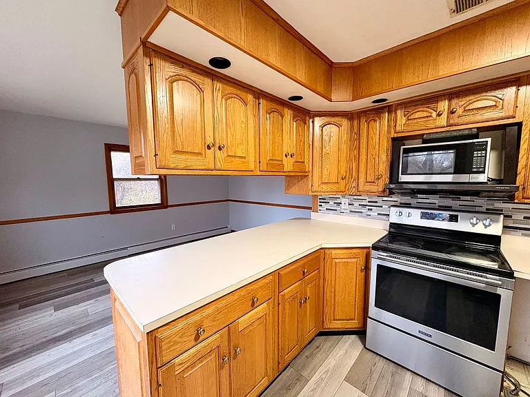 4311 Fitch Ave — Photo 4