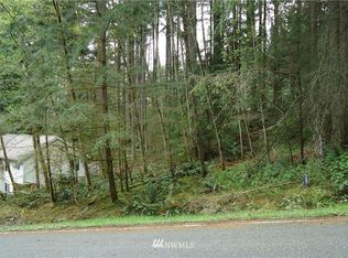 6 Loganberry Ln, Bellingham, WA 98229