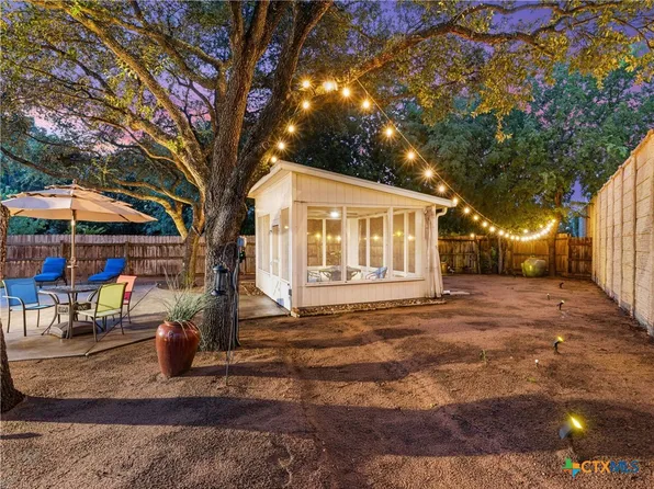 1832 Sunnybrook Dr, New Braunfels, TX 78130