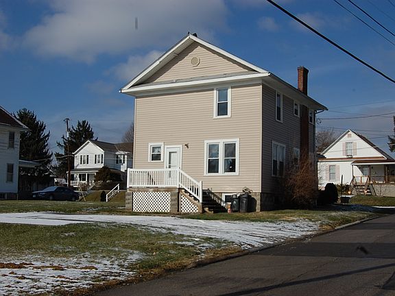 2nd image of 2140 17th St