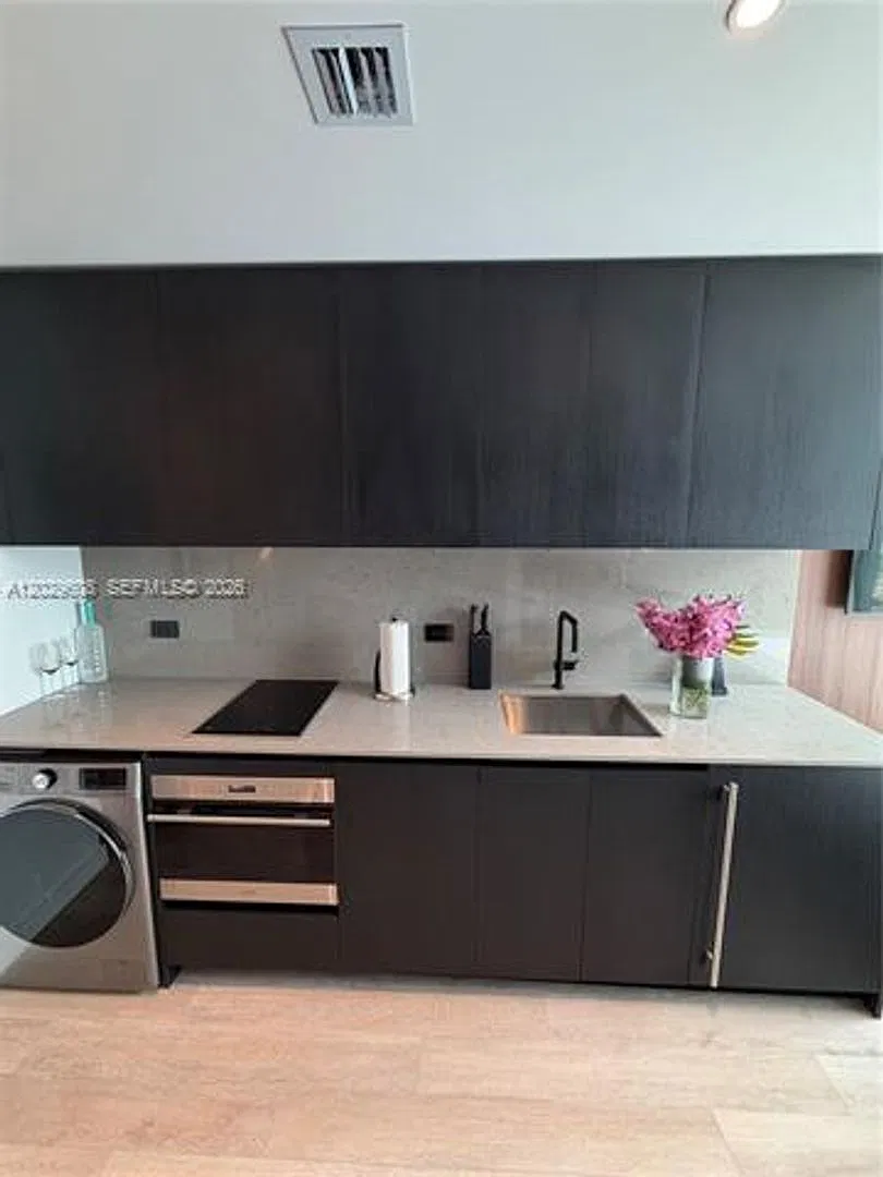 20 NE 11th St cu-3306B, Miami, FL 33132 — Photo 4