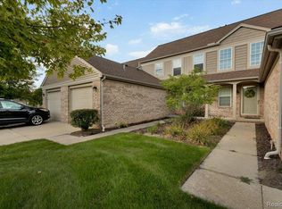 3947 Hunters Cir E, Canton, MI 48188