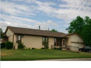 9204 E Funston St, Wichita, KS 67207