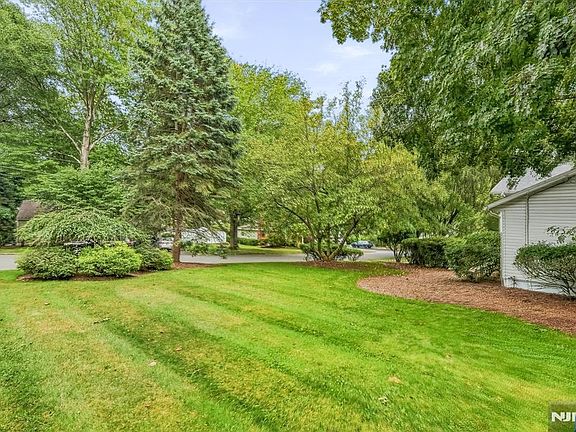 3rd image of 46 Standish Road