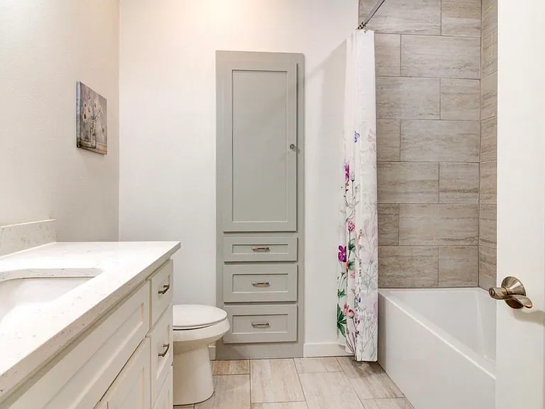 3206 S Izard St — Photo 26