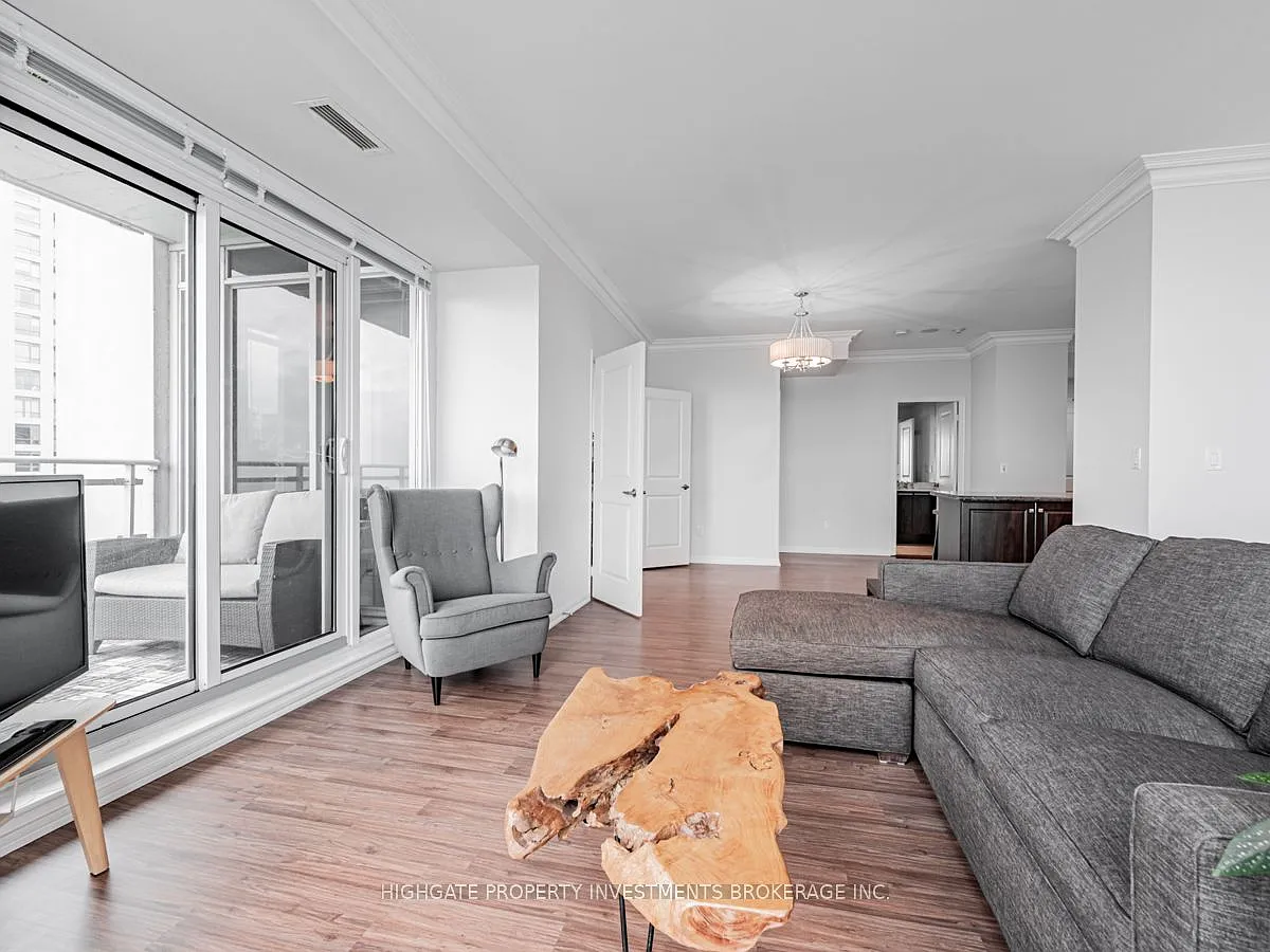 3 bed, $5,000 — Photo 4