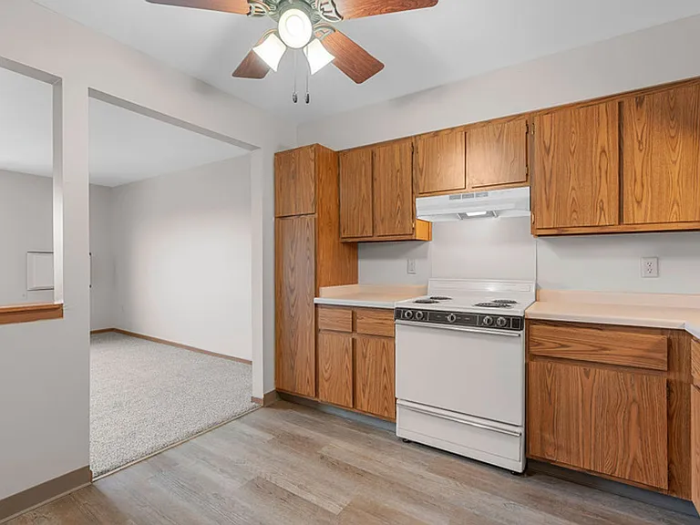 Mayville Heights Apartments is a convenient 55+ senior living community with HEAT AND WATER INCLU... — Photo 11