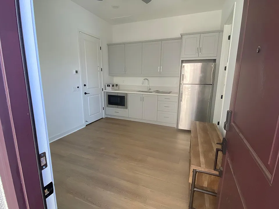 705 Westbrook Loop