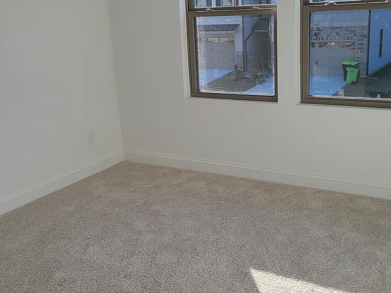 2067 Maggie Valley Dr — Photo 35