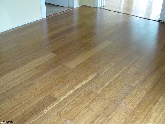 5th image of 1 Cedar St