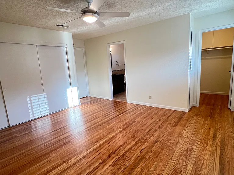 233 Calvin Pl — Photo 27