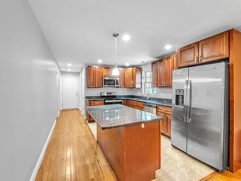 65 Marietta St #2 — Photo 3