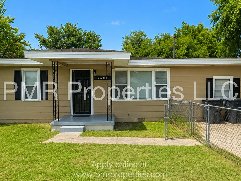 1st image of 2604 Northwest Dr #H